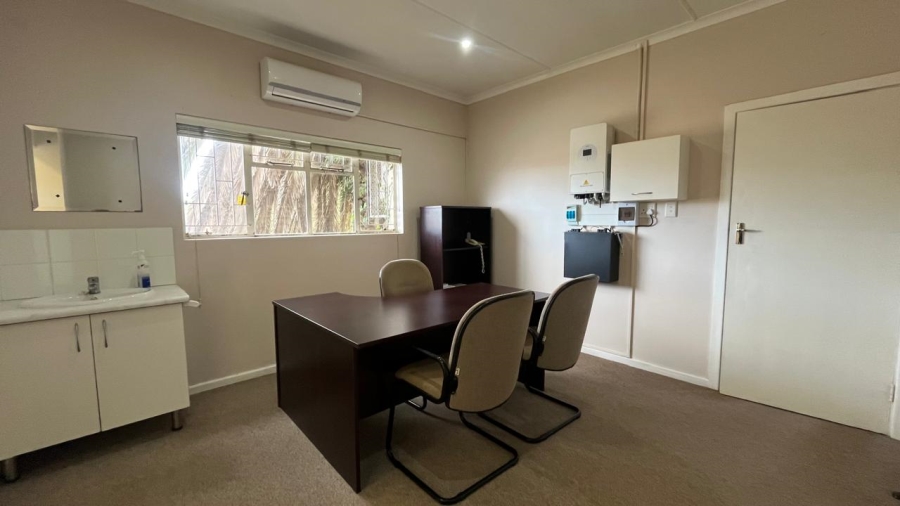  Bedroom Property for Sale in Jeffreys Bay Central Eastern Cape
